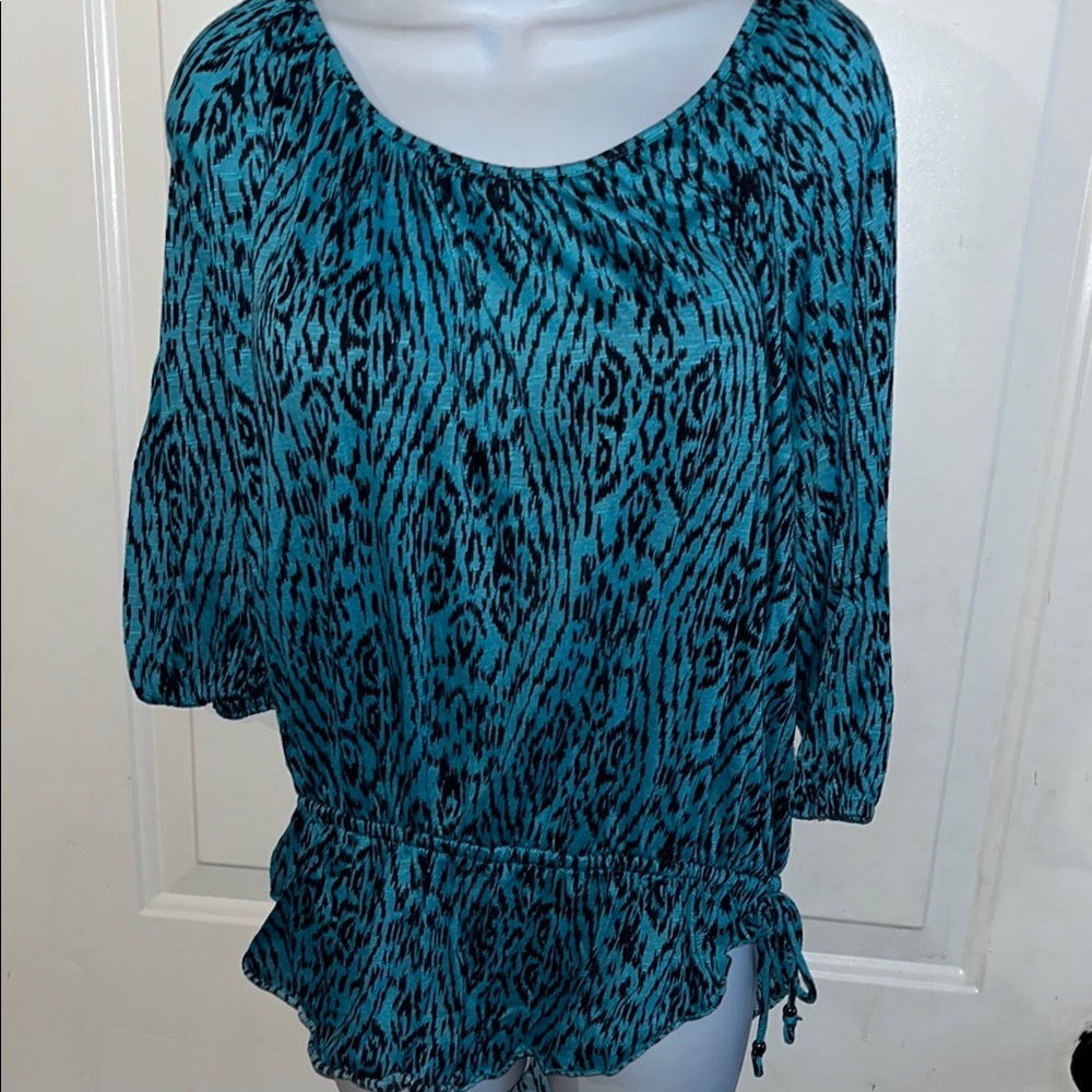 Faded Glory Blue and Black Flutter Sleeve Blouse